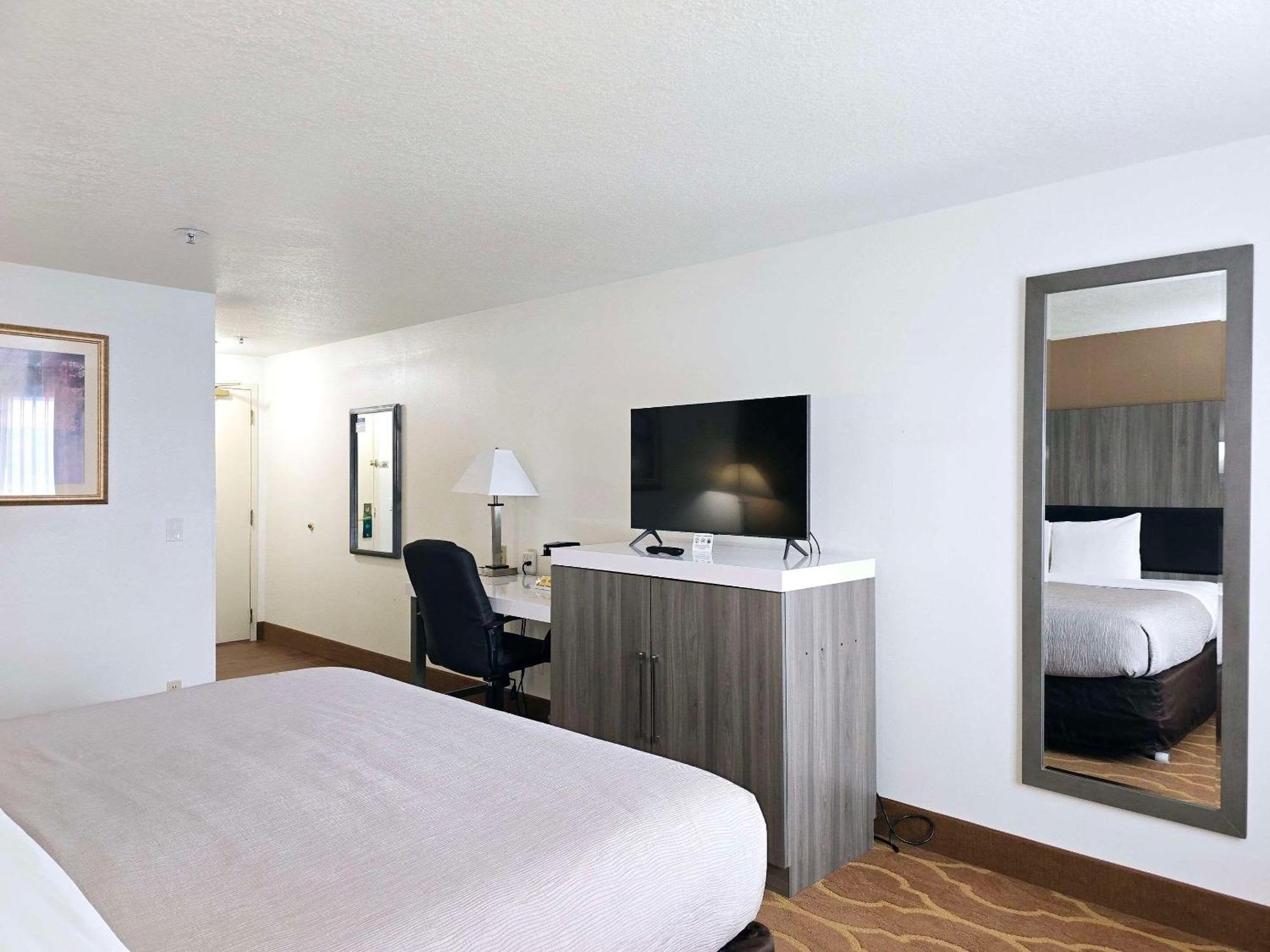 Quality Inn & Suites Longview Kelso Eksteriør bilde